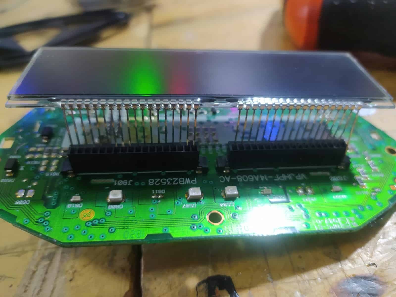 BERIKUT JENIS-JENIS KAKI PADA LCD SPEEDOMETER