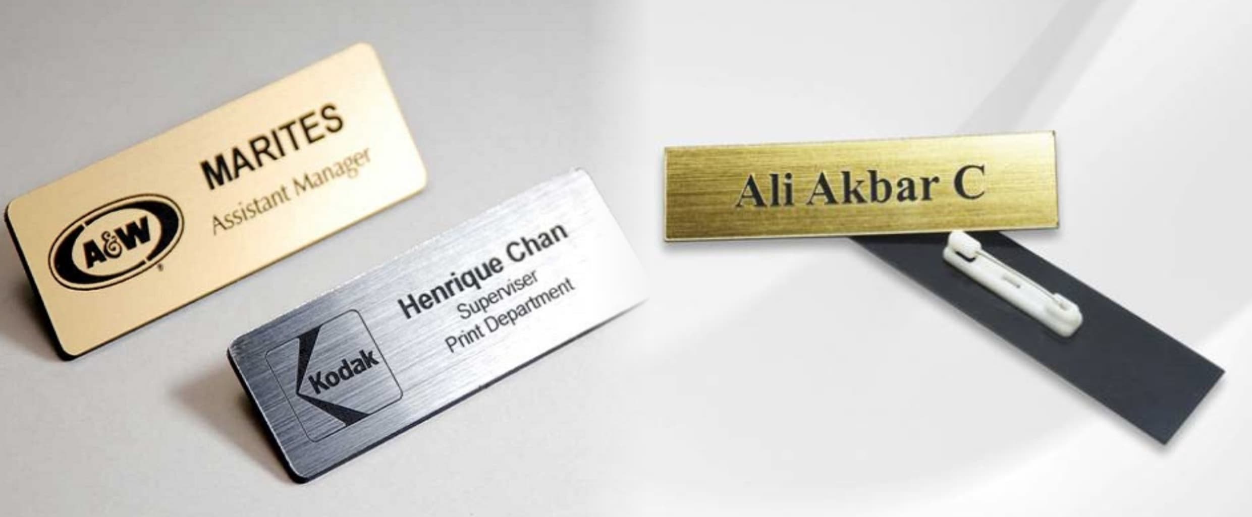 Ide Bisnis Merchandise & Souvenir Unik: Dari Gantungan Kunci sampai Plakat, Semua Bisa di-Laser!